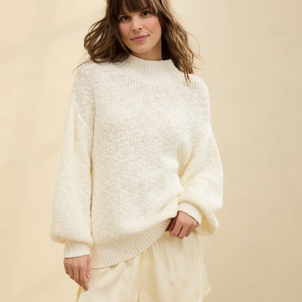 Aerie Cream Turtleneck Sweater
